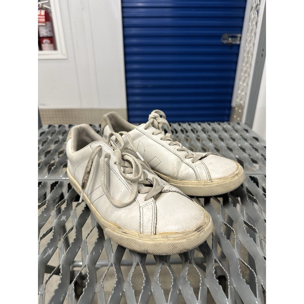 VEJA Esplar Sneaker‎ White Leather Lace Up Sneakers woman's 9
